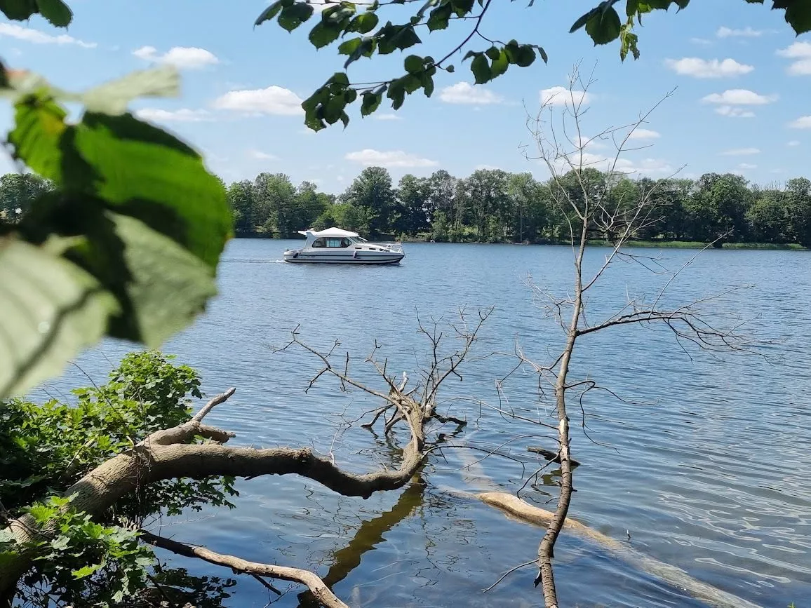 Immobilienangebot - Neuruppin - Alle - RESERVIERT ::: Sommerhaus am Ruppiner See mit Bootsanleger