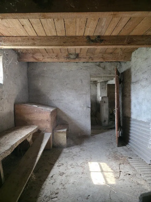 Immobilienangebot - Neuruppin - Alle - Natur pur  und voller Möglichkeiten: Haus zwischen zwei Seen, Wintergarten u. Scheune zum Entwickeln