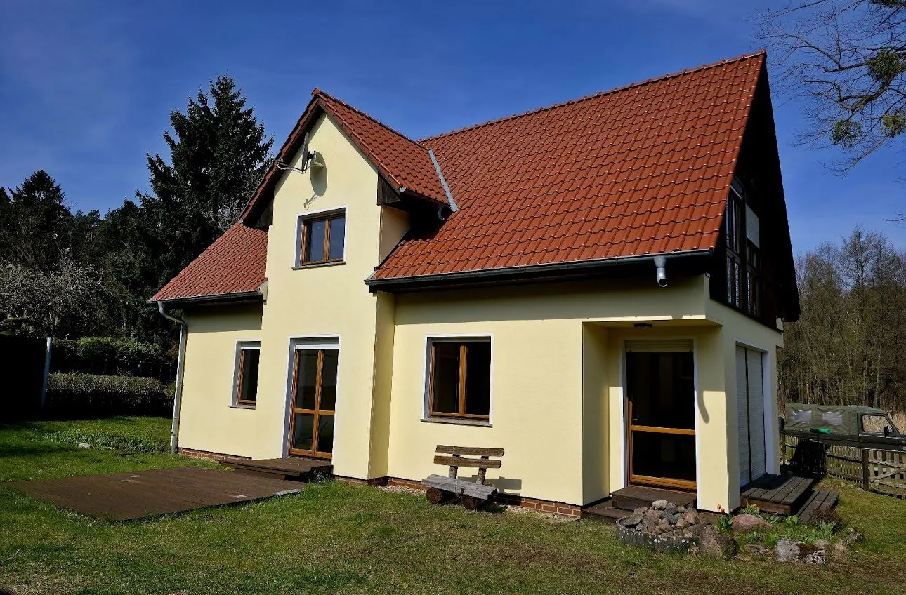 Immobilienangebot - Neuruppin - Alle - Natur pur  und voller Möglichkeiten: Haus zwischen zwei Seen, Wintergarten u. Scheune zum Entwickeln