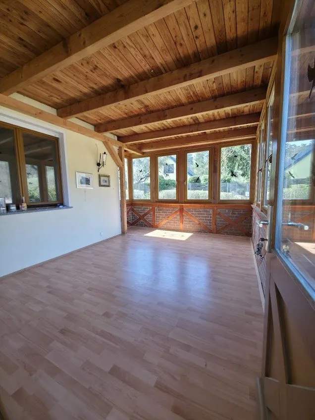 Immobilienangebot - Neuruppin - Alle - Natur pur  und voller Möglichkeiten: Haus zwischen zwei Seen, Wintergarten u. Scheune zum Entwickeln