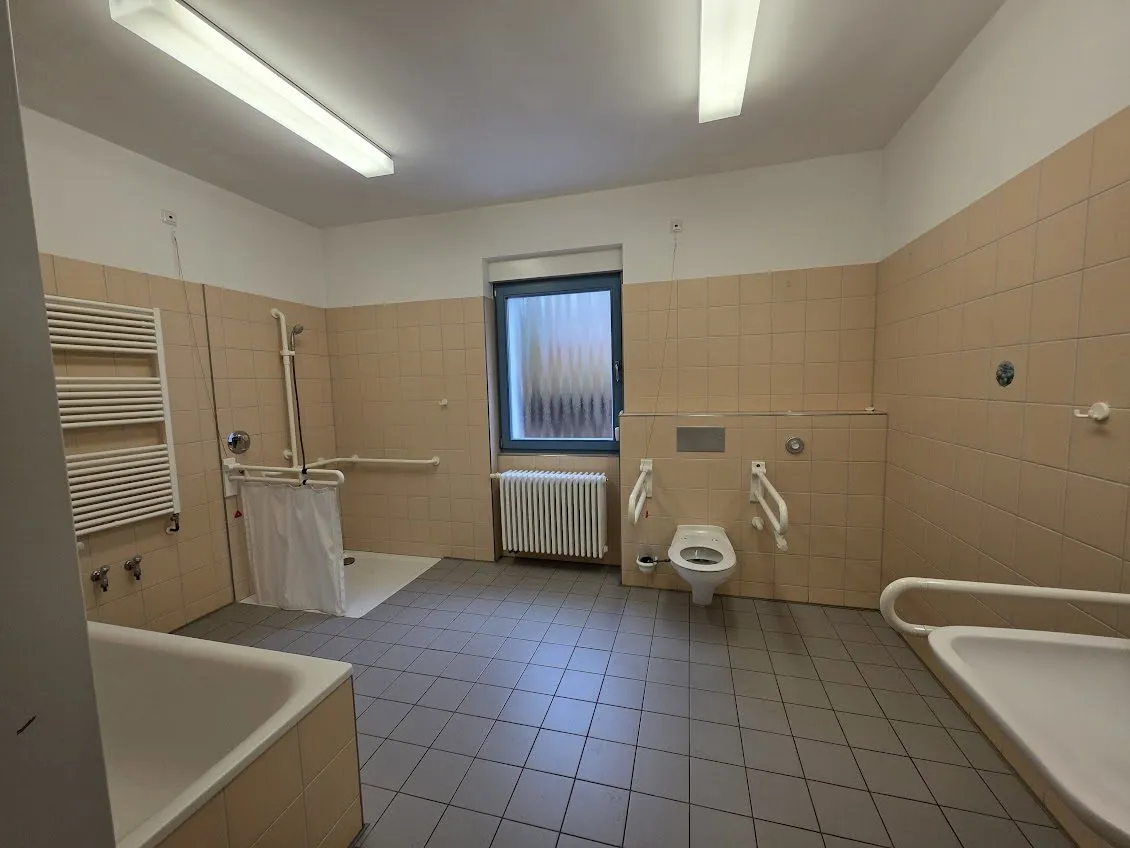 Immobilienangebot - Friesack - Alle - Zentral gelegen - Bauhausstyle Bungalow - mit herrlichem Garten